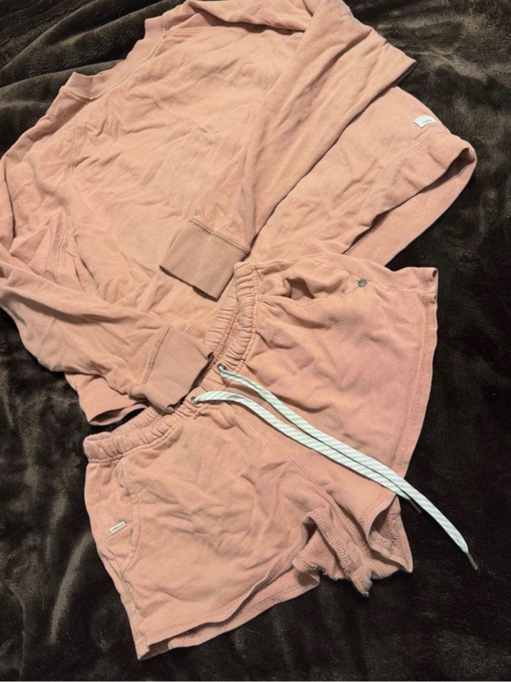 Vouri light pink/salmon crop sweatshirt and shorts set